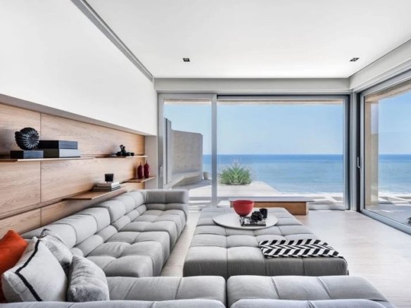 Premier-Beach-00-1