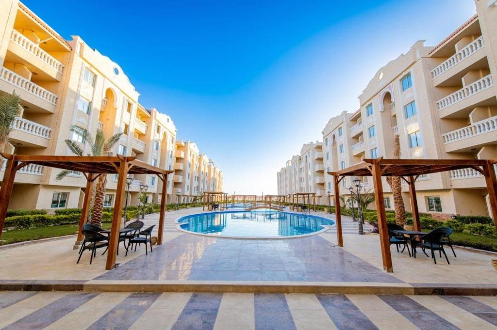 Avin-Resort-Hurghada-2026-Immediate-Handover-Luxury-Apartments-for-Sale-–-Ready-to-Move-In-Now-5-Year-0-Interest-2