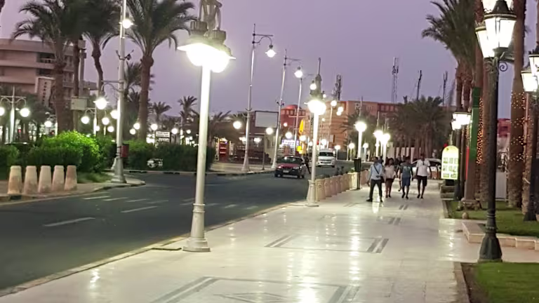 Mamsha Promenade seafront walkway and modern apartments – high-yield short-term rental investment