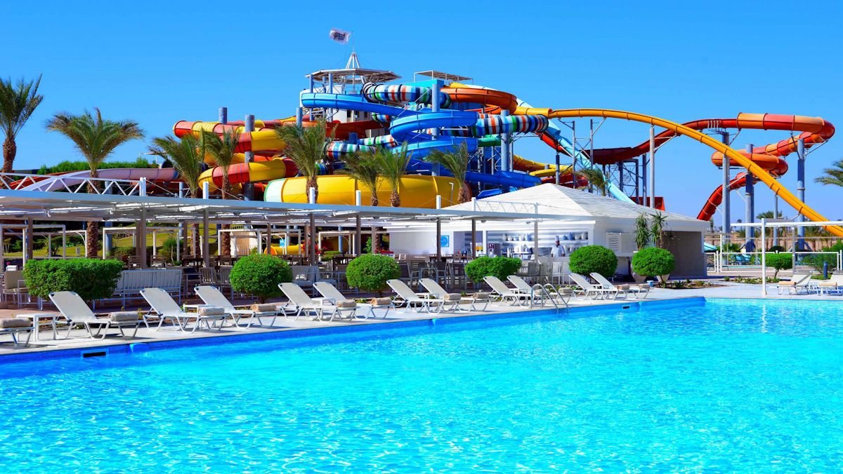 Makadi Water World water park near Makadina Hurghada